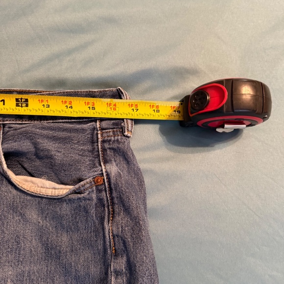 Levi’s 501 ButtonFly Jeans - Picture 5 of 7